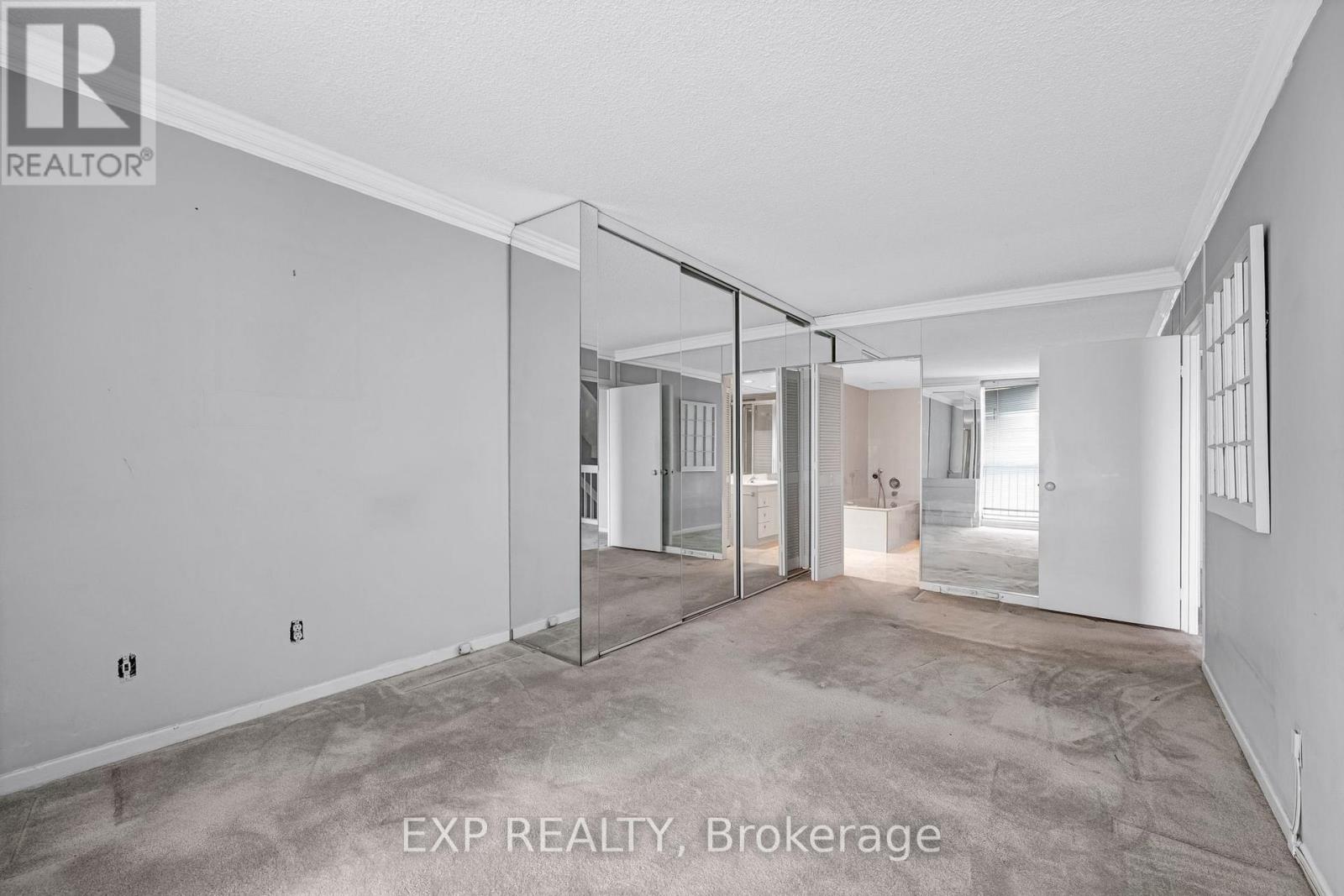 1420- 33 Harbour Square, Toronto, ON photo 25