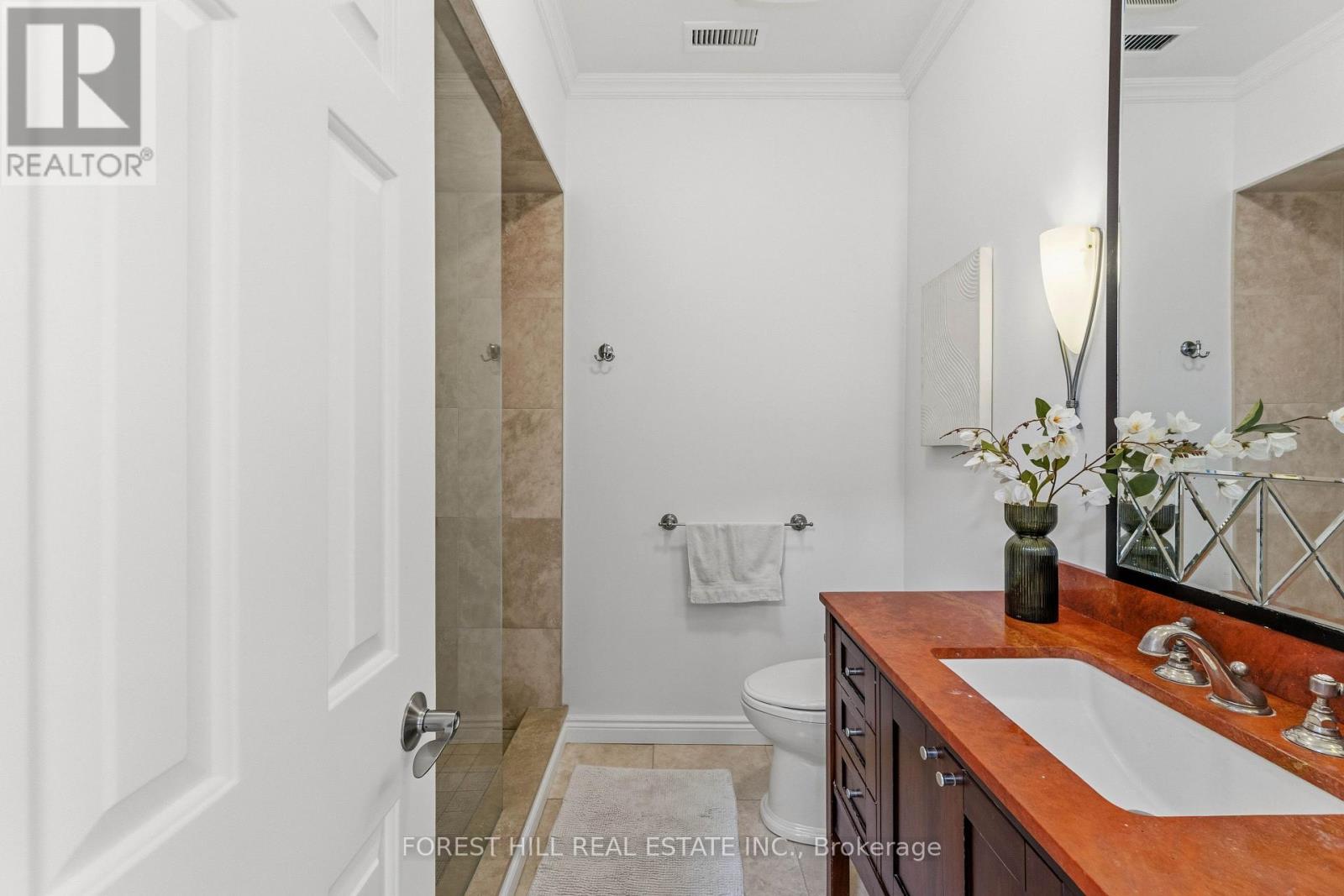 45 Heath Street West, Toronto, ON photo 35