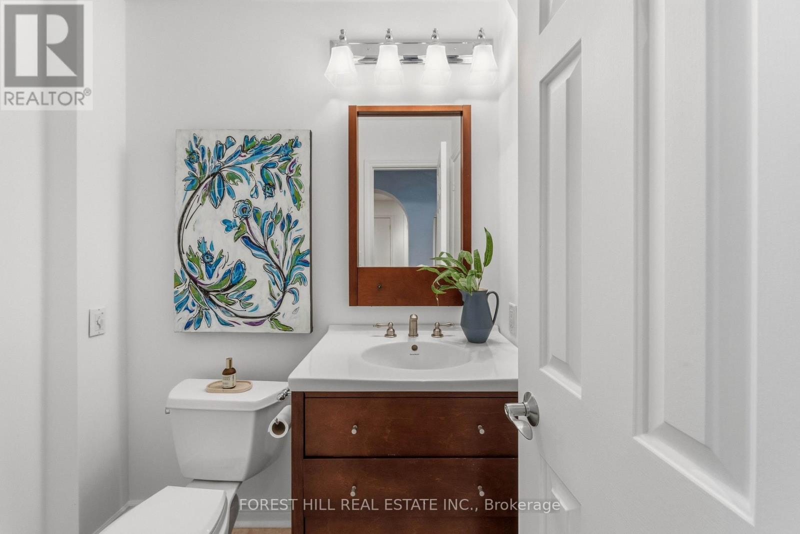 45 Heath Street West, Toronto, ON photo 43