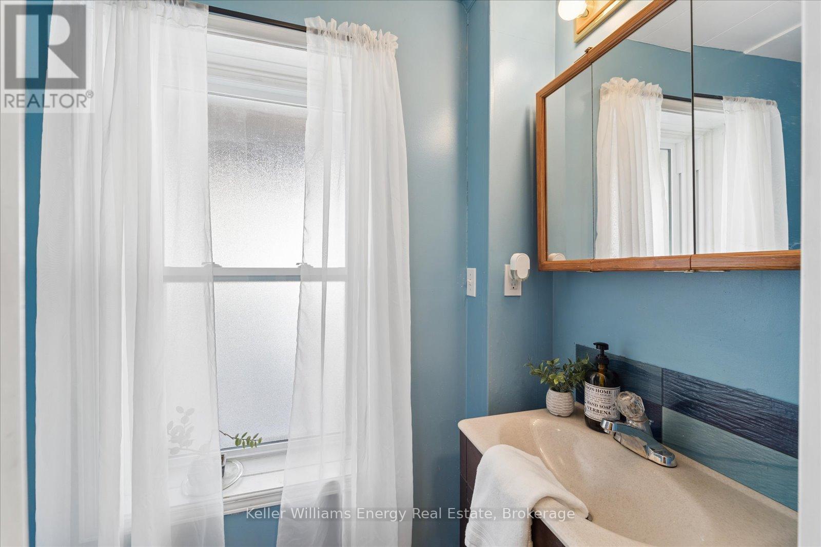 325 Ball Street, Cobourg, ON photo 20