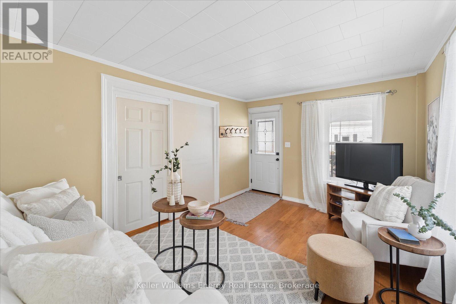 325 Ball Street, Cobourg, ON photo 8