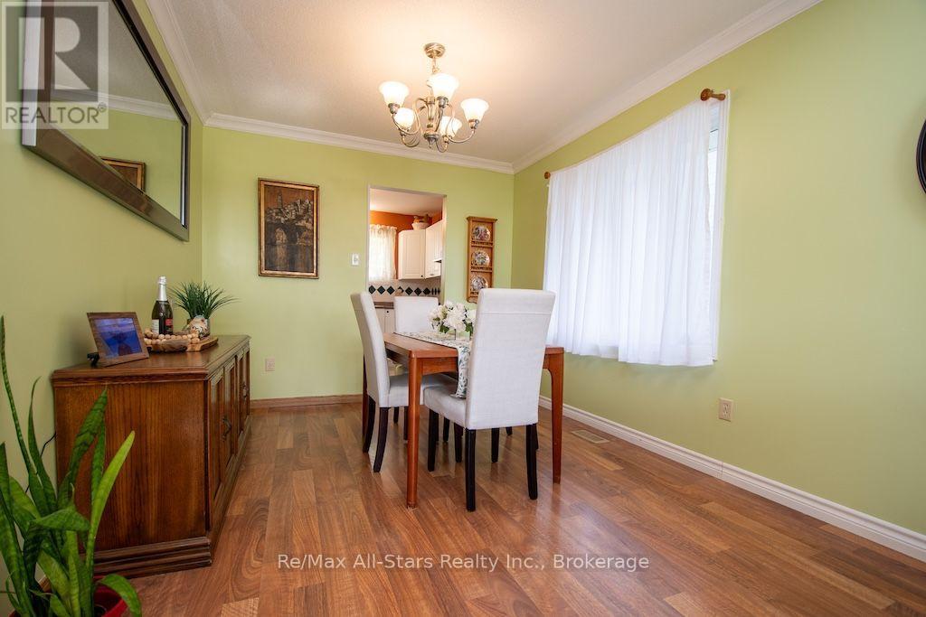 41 CEDARTREE LANE - 11