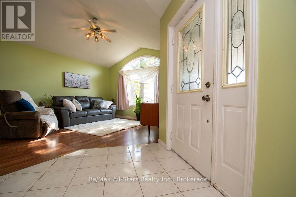 41 CEDARTREE LANE - 6
