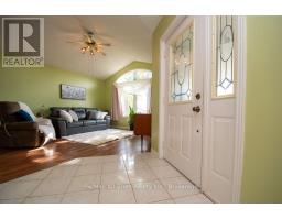 Living room - 41 Cedartree Lane, Kawartha Lakes, ON K0M1A0 Photo 6