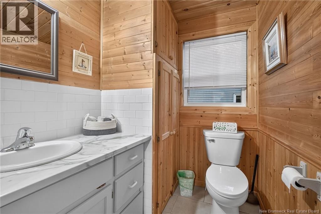11 Redwood Avenue - 35