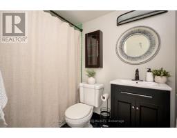 601 - 17 Michael Power Place, Toronto, ON M9A5G5 Photo 14