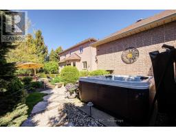 11 Bridlewood Boulevard, Halton Hills, ON L0P1H0 Photo 45