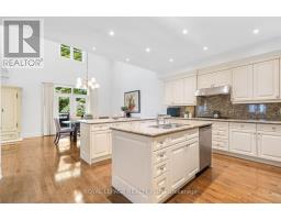 Family room - 120 - 1915 Broad Hollow Gate, Mississauga, ON L5L6A3 Photo 6