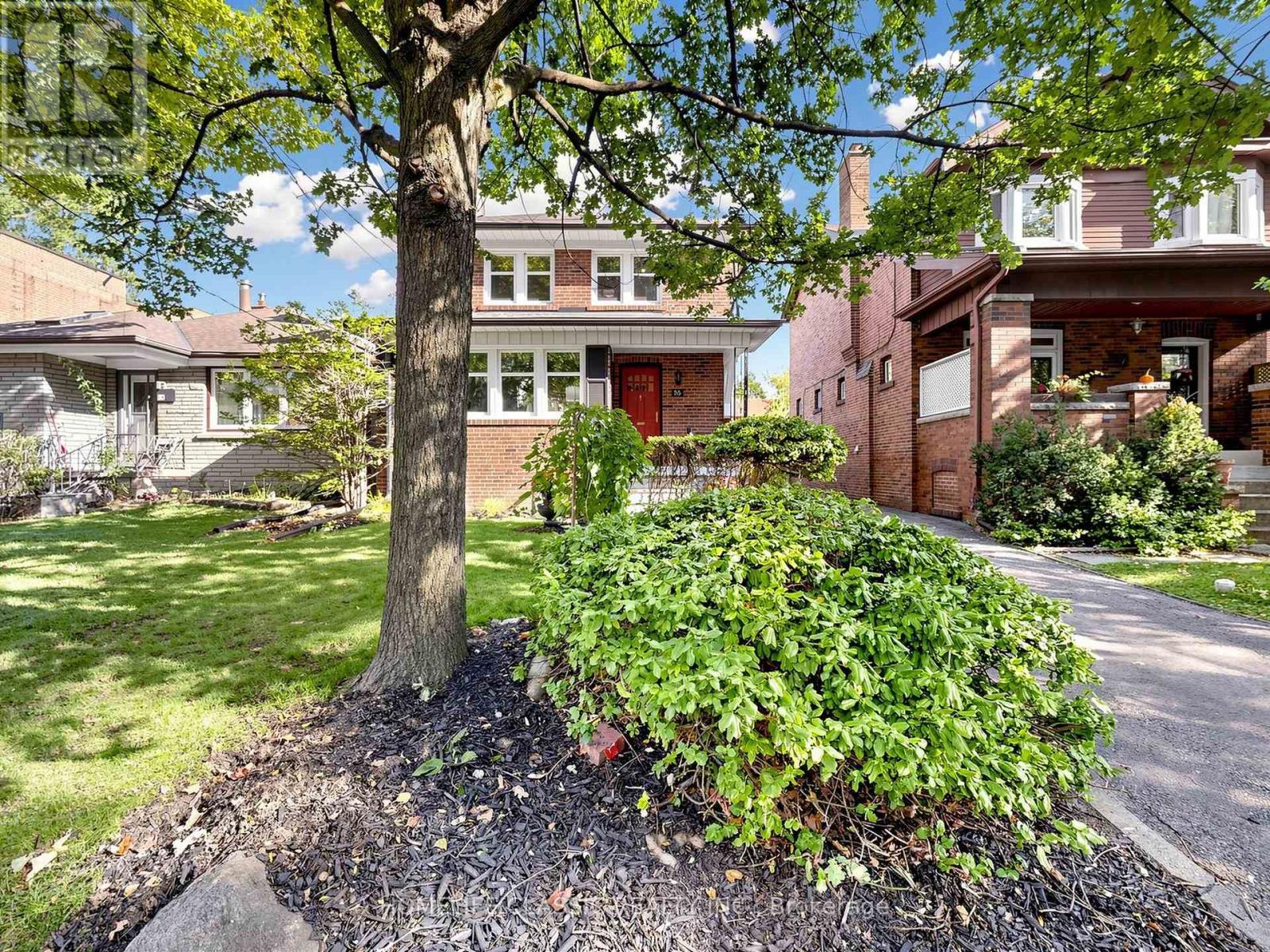 25 DARTMOUTH CRESCENT, Toronto (Mimico)