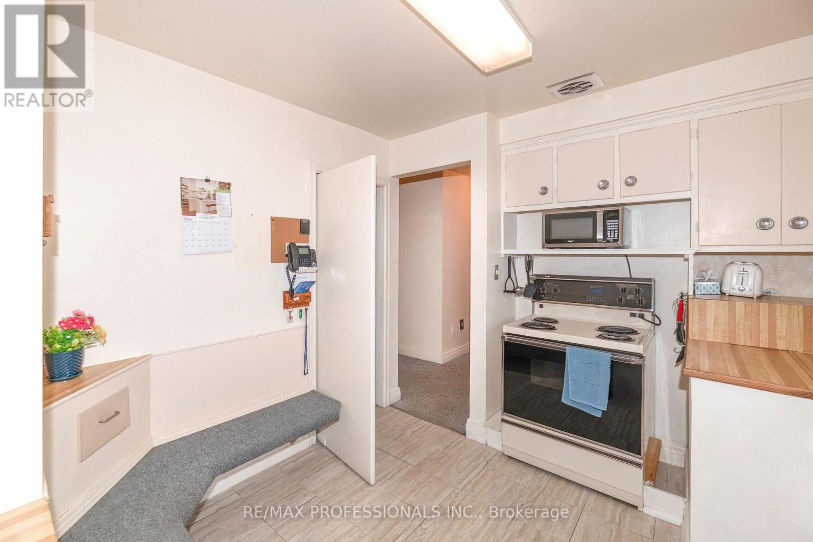 79 SILVERHILL DRIVE - 9