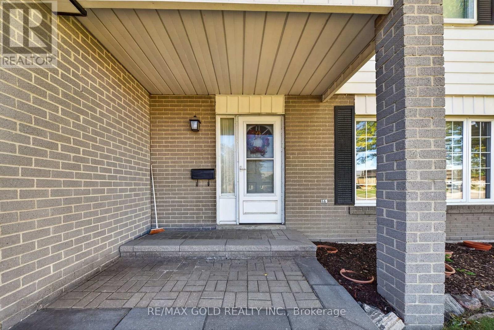 45 FIDELIA CRESCENT - 4