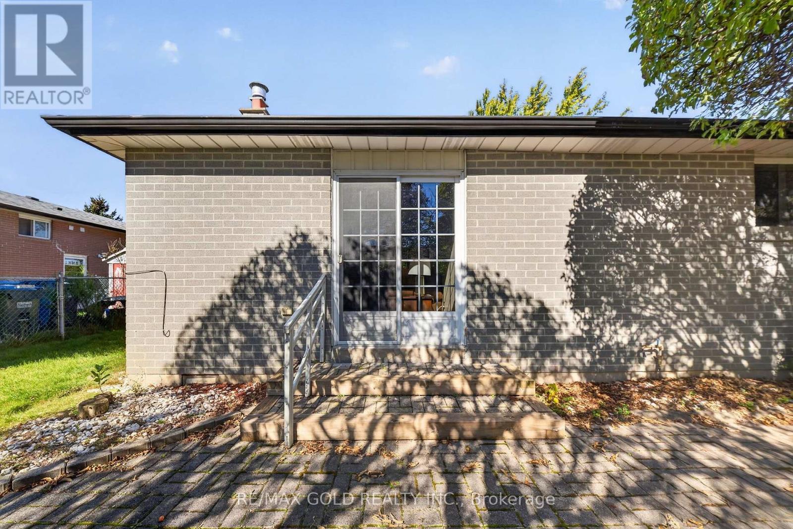 45 FIDELIA CRESCENT - 43