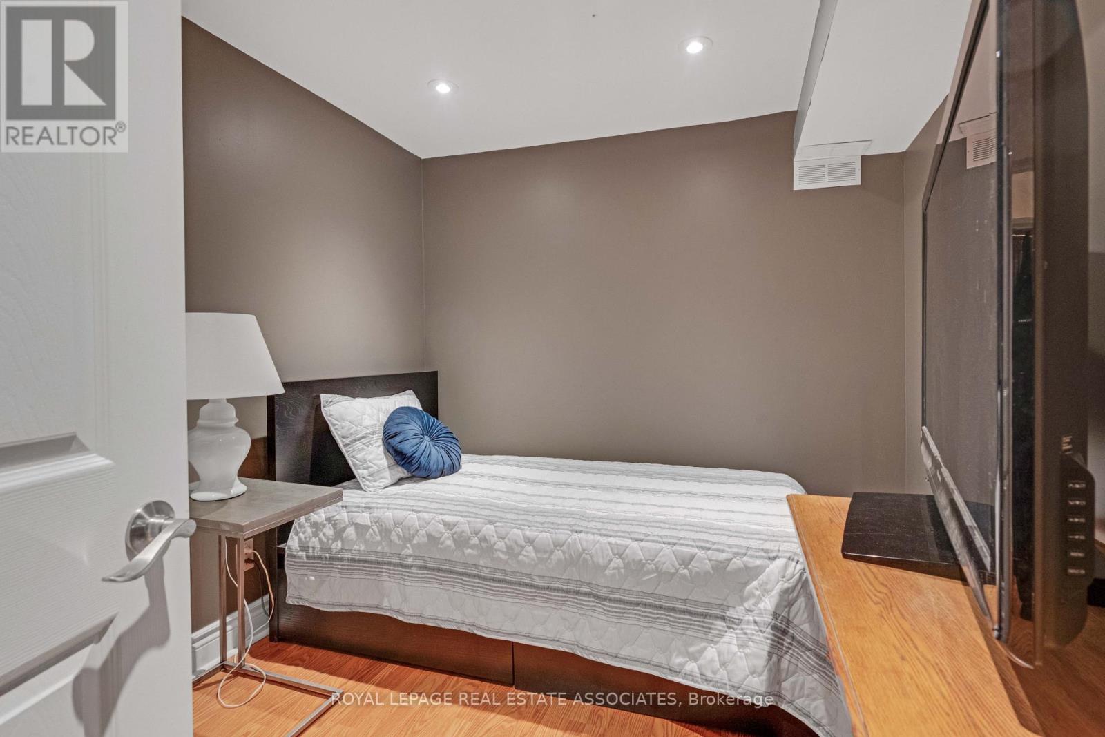 72- 2199 Burnhamthorpe Road West, Mississauga, ON photo 25