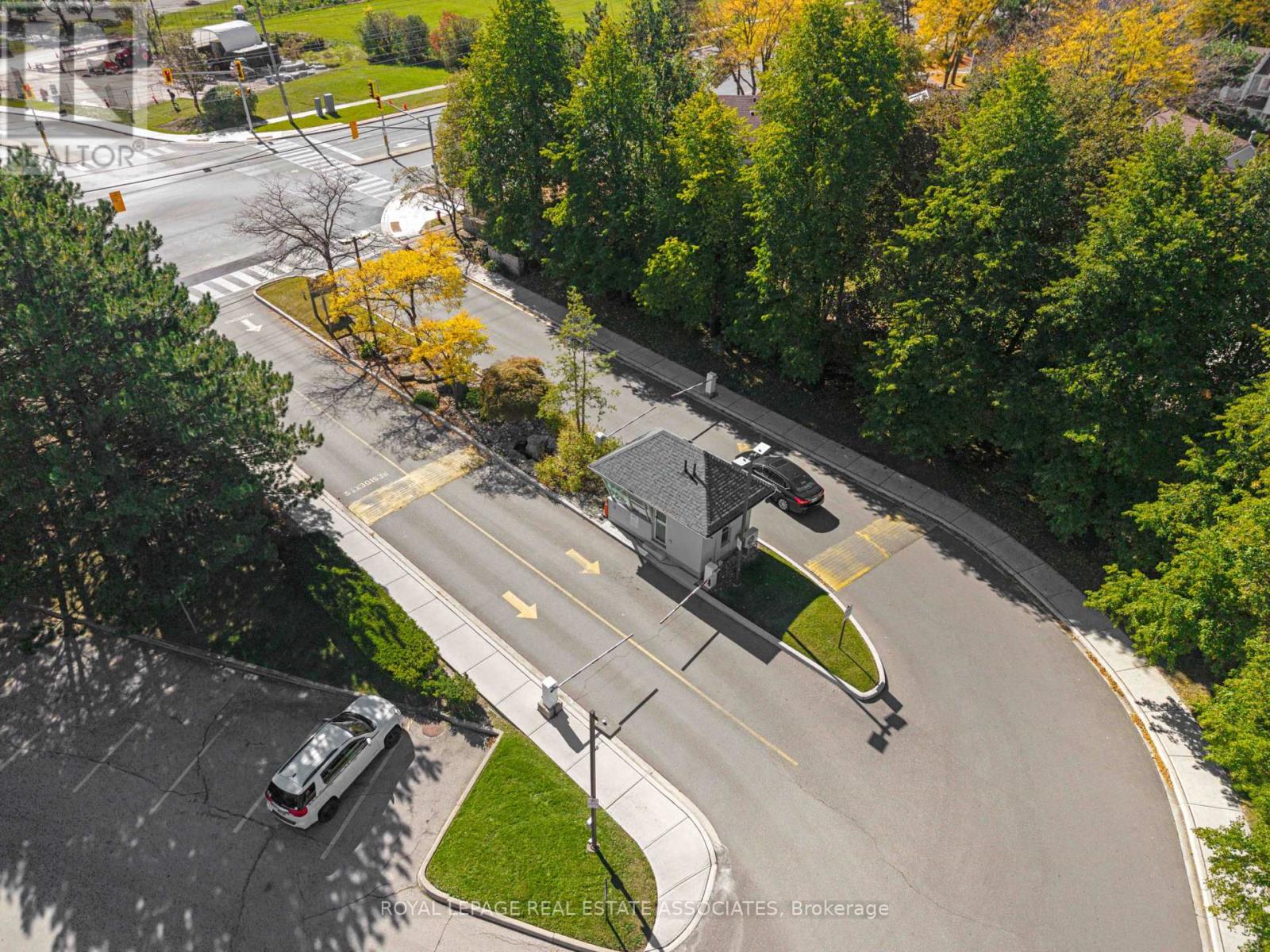 72- 2199 Burnhamthorpe Road West, Mississauga, ON photo 32