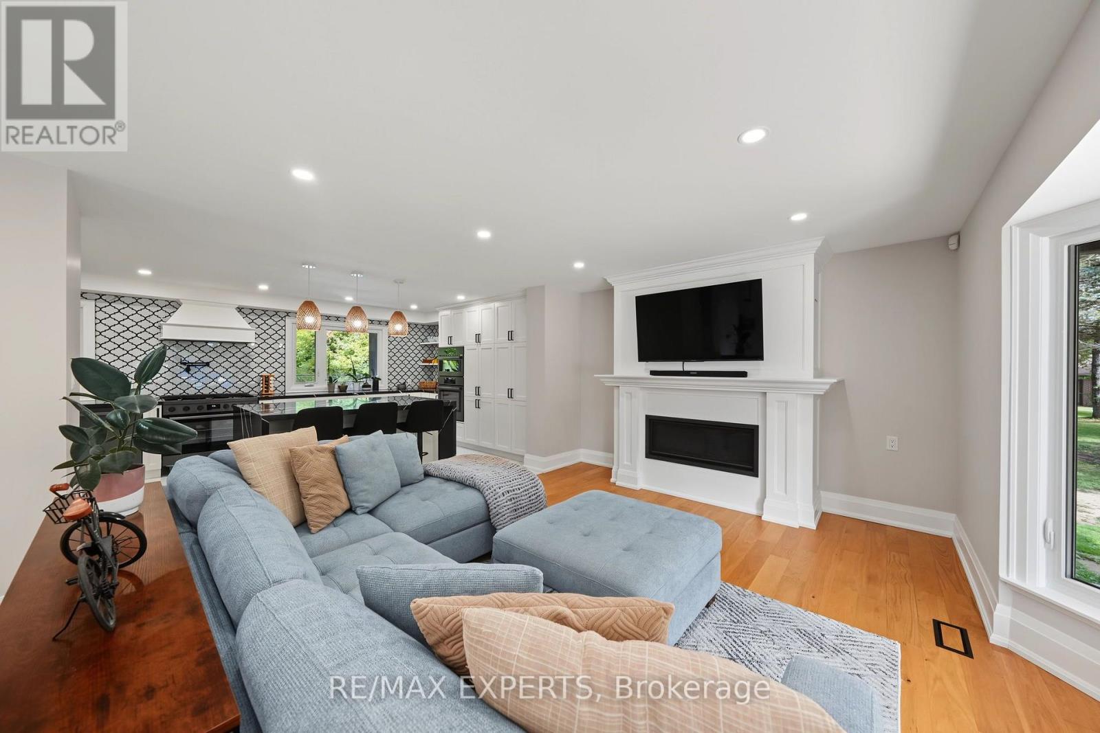 81 MATSON DRIVE - 18