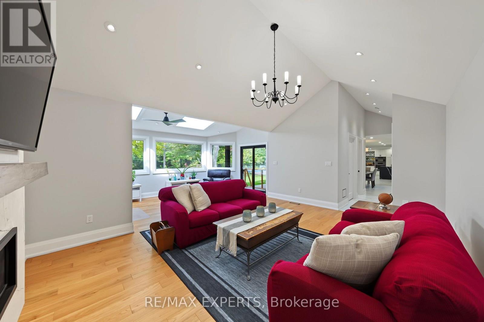 81 MATSON DRIVE - 25