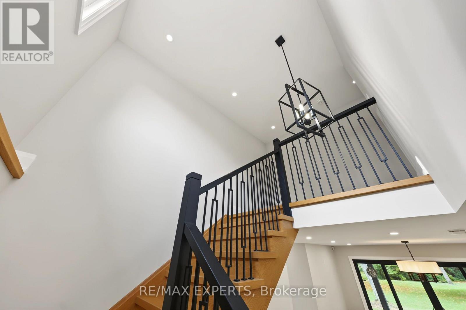 81 MATSON DRIVE - 30