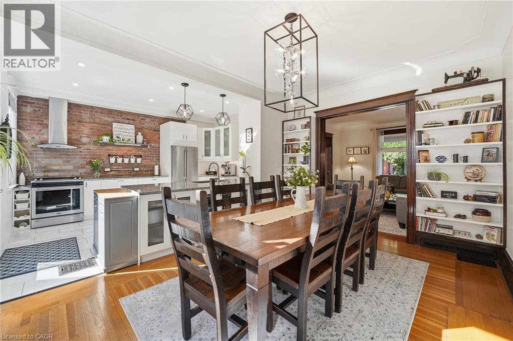 35 FAIRLEIGH Avenue S, Hamilton — photo 11