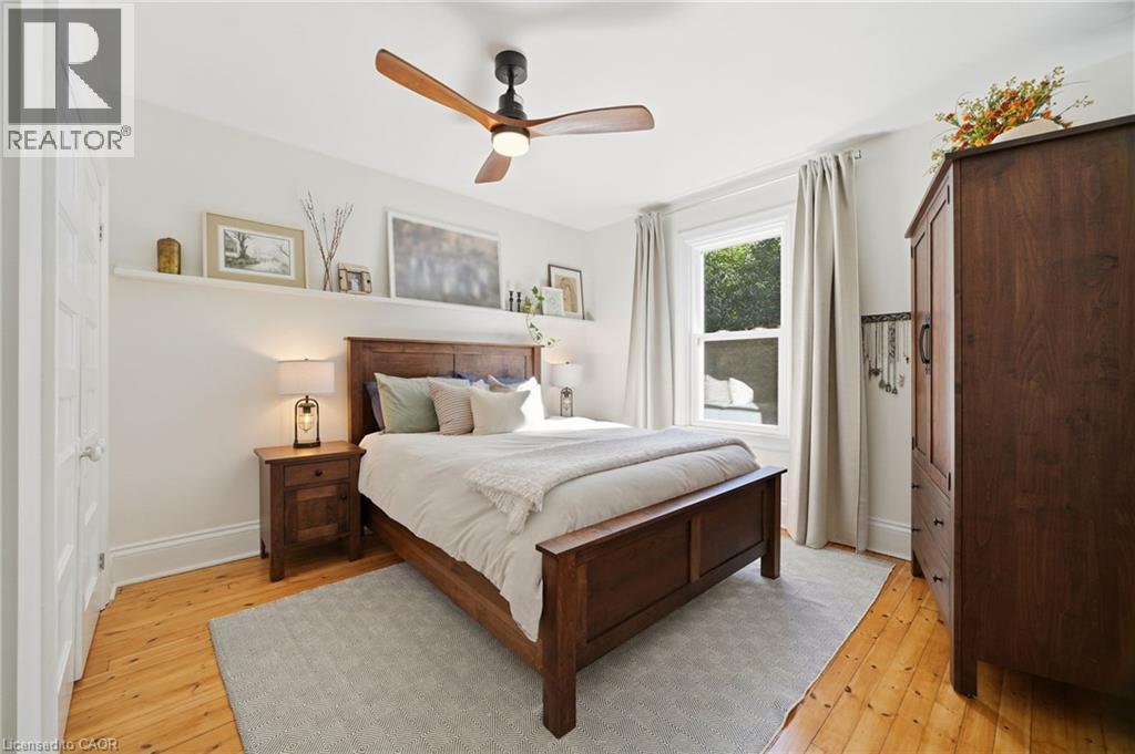 35 FAIRLEIGH Avenue S - Image 15