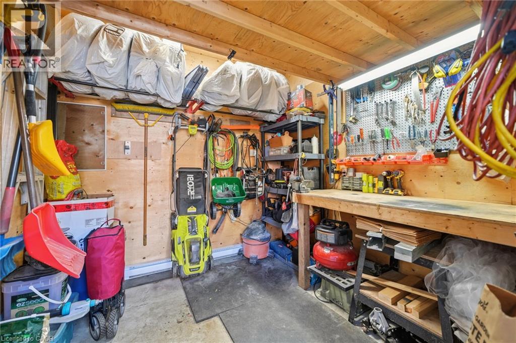 35 FAIRLEIGH Avenue S - Image 39