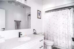 16 Prestwick Street, Niverville, MB R0A0A1 Photo 21