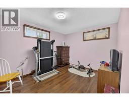 10 Vantage Crescent, Olds, AB T4H0A8 Photo 17