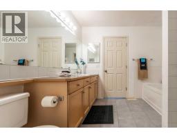 203 Coville Close NE - photo 24