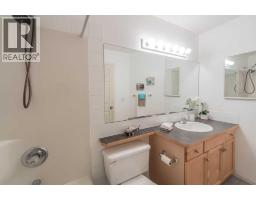 203 Coville Close NE - photo 35