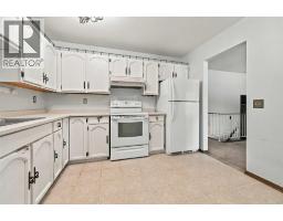 14 Dalhousie Crescent NW - photo 10