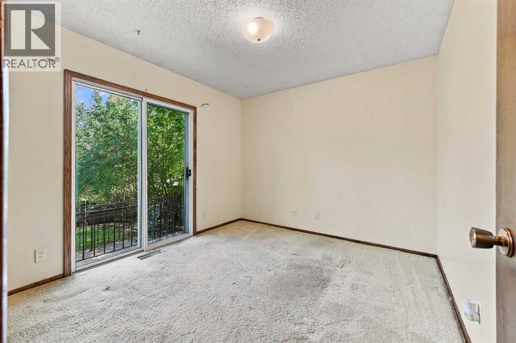 14 Dalhousie Crescent NW - 13