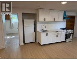 471 78 Avenue NE - photo 24