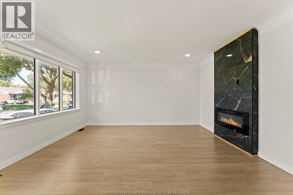 3859 BIRCH - Image 10