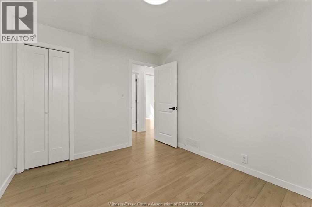 3859 BIRCH - Image 18