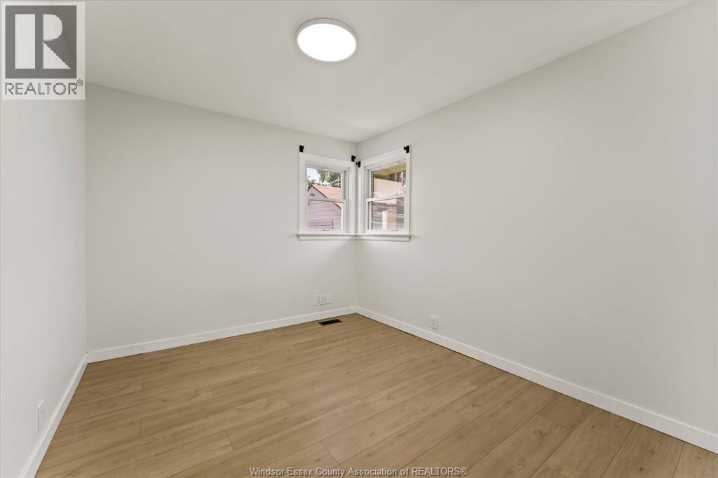 3859 BIRCH - 19