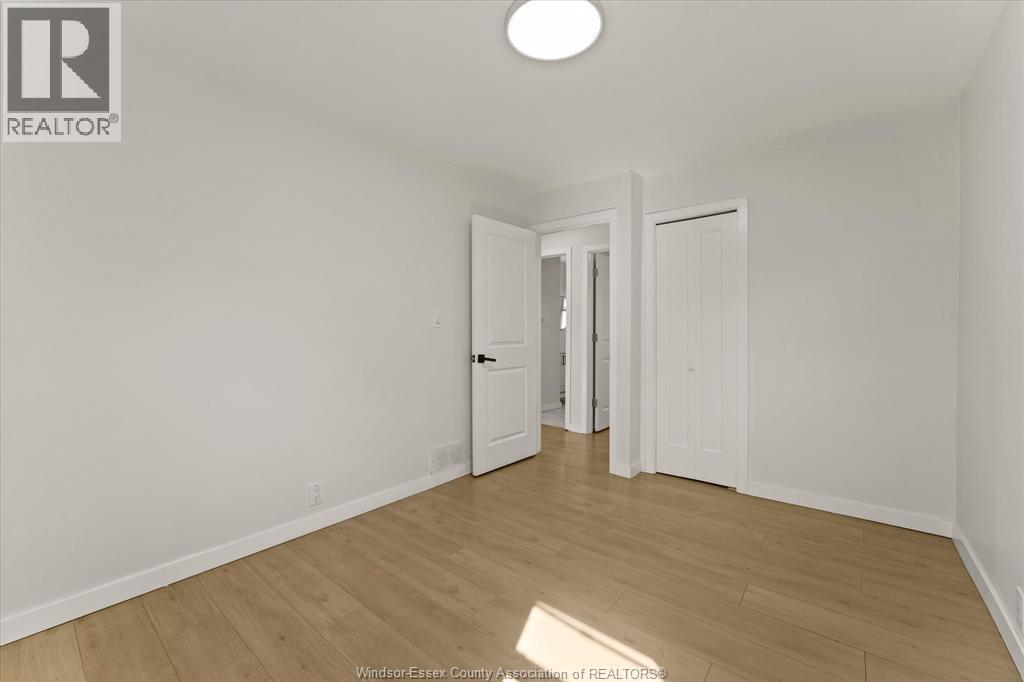 3859 BIRCH - 20