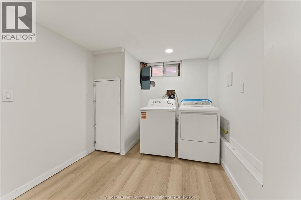 3859 BIRCH - 26
