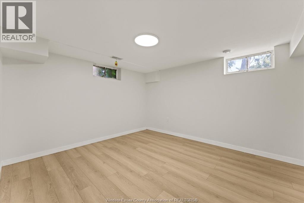 3859 BIRCH - 27