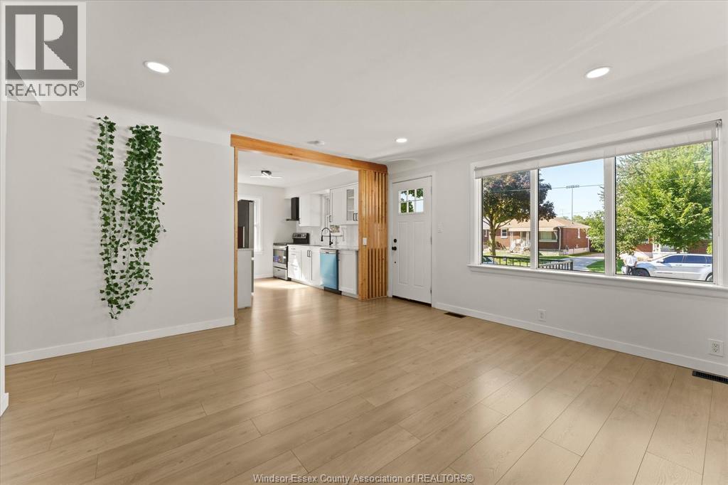 3859 BIRCH - Image 8