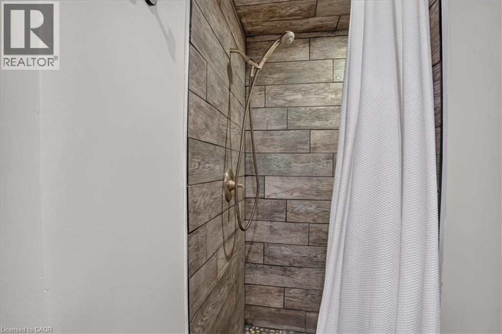 67 Arnold Street — photo 36