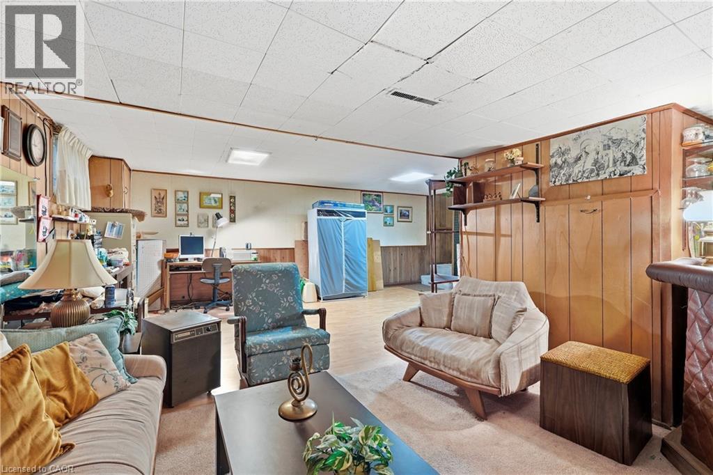 240 CANBORO Road - Image 17