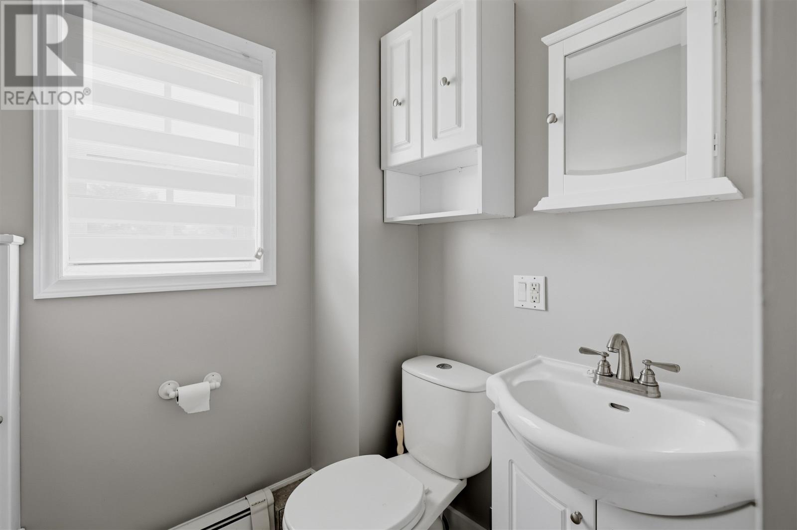509 Douglas ST - Image 12