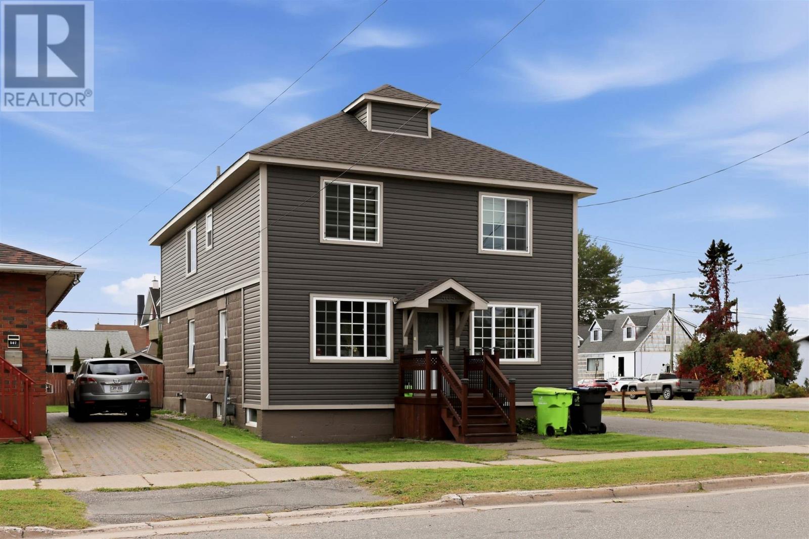 509 Douglas ST - Image 41