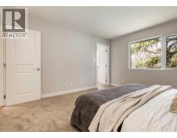 176 Mapleburn Drive SE - photo 17