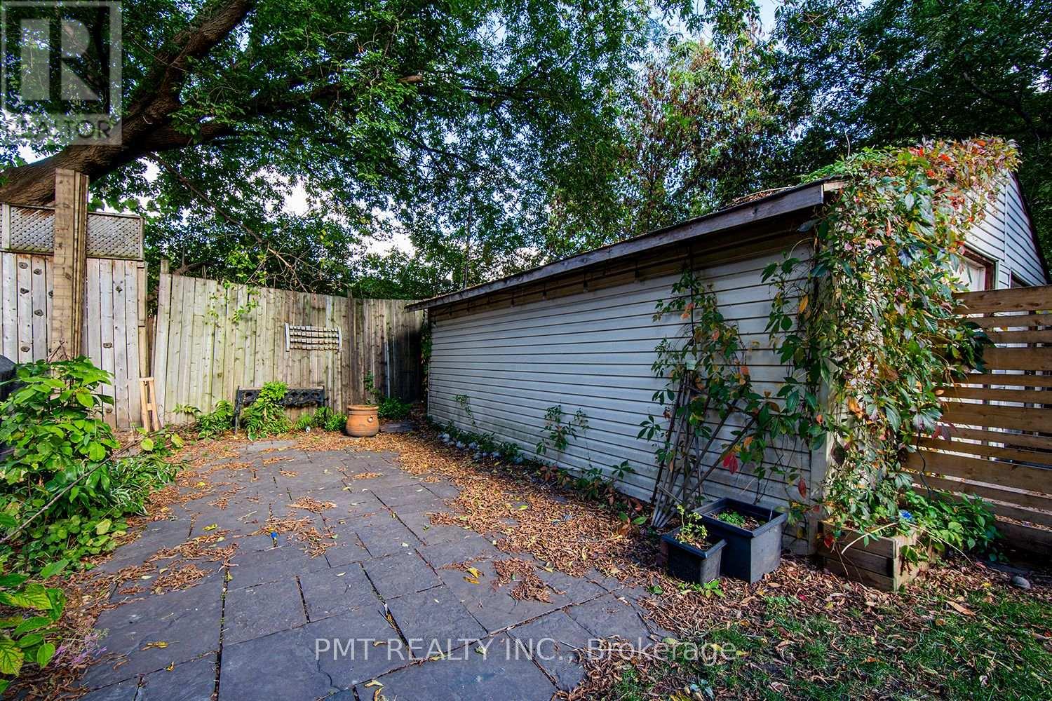 39 Windermere Avenue — photo 24