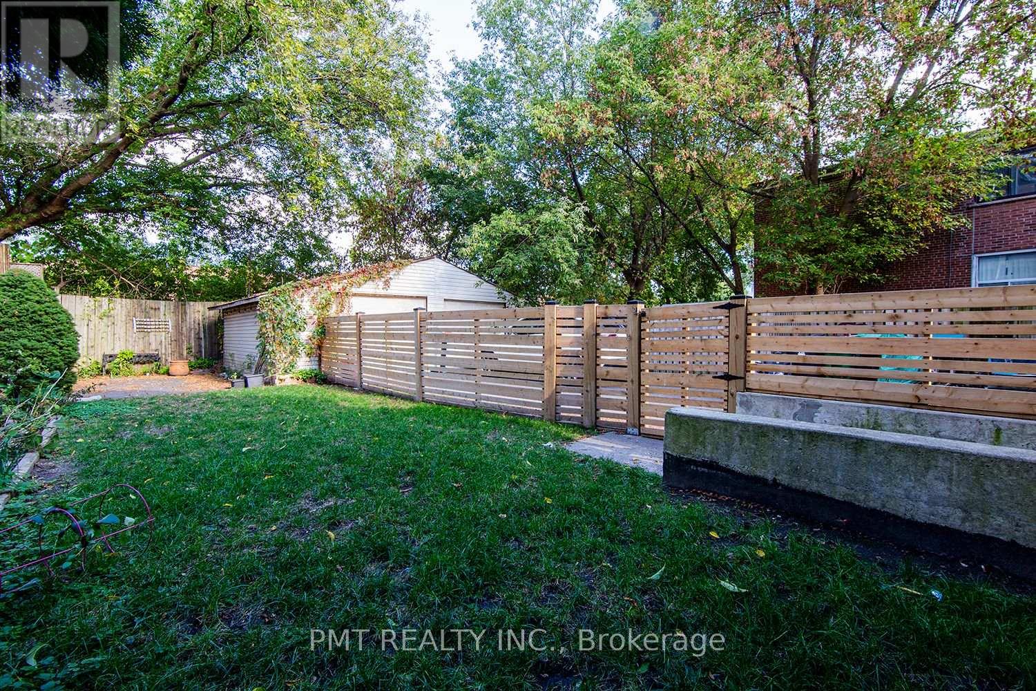 39 Windermere Avenue — photo 25
