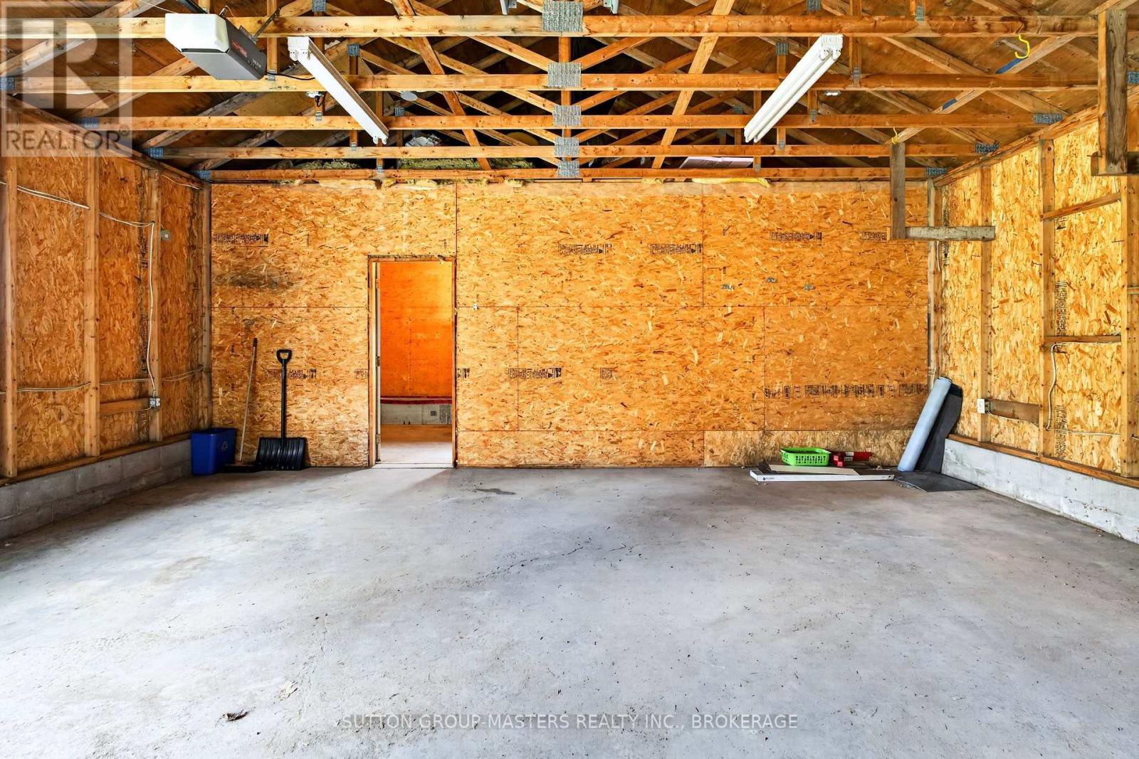 3026 BURBROOK ROAD - Image 35