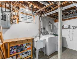 1425 Westcott, Windsor, ON N8V4C3 Photo 31