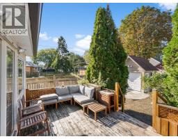 1425 Westcott, Windsor, ON N8V4C3 Photo 39