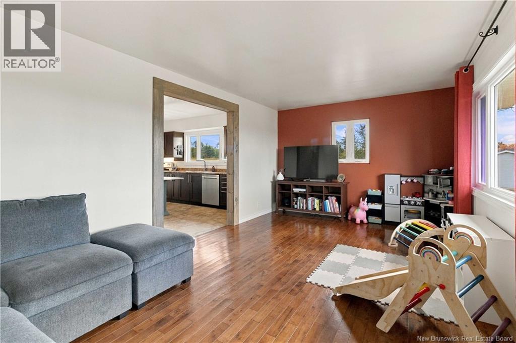 961 Royal Road - 16