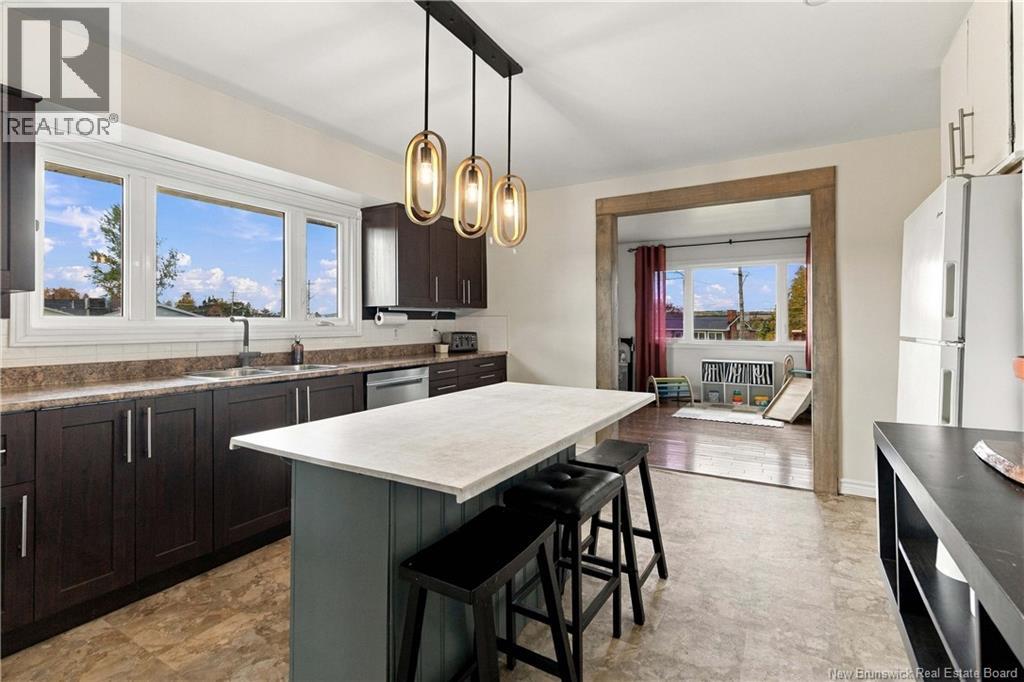 961 Royal Road - 9